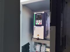 苏丹混合太阳能泵控制器40hp 30kw项目
